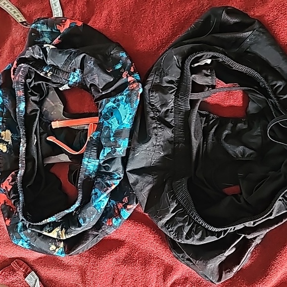 2 STUNNING OLD NAVY Active RUNNING SHORTS - Picture 8 of 9